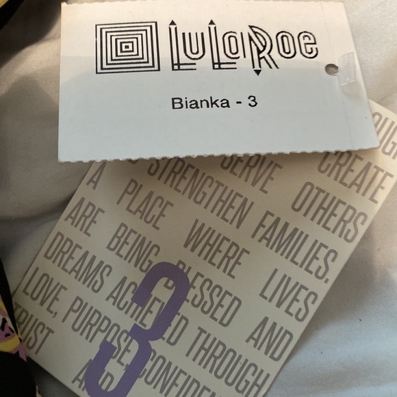 NWT Kids Geometrical Print Bianka Kimono | Size 3= to a 10/14 - Picture 7 of 8